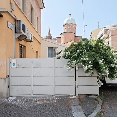 شقة Porta San Felice Cozy Duplex بولونيا