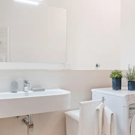 Porta San Felice Cozy Duplex شقة بولونيا