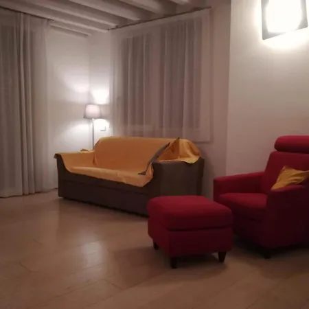 Porta San Felice Cozy Duplex Apartamento