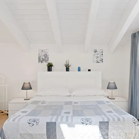 Apartment Porta San Felice Cozy Duplex Bologna
